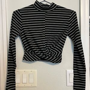 Top shop long sleeve crop top, size 2